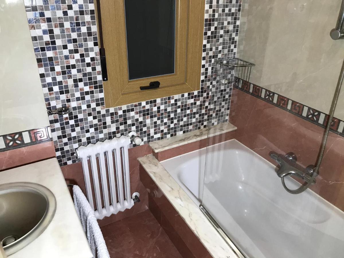Nice Apartment Don Santiago Santiago de Compostela Ngoại thất bức ảnh